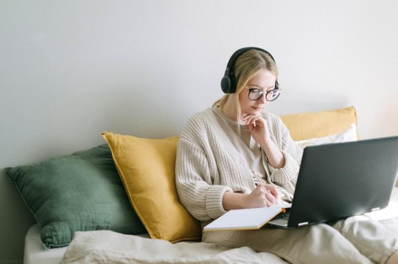 does dyslexia make it harder to study