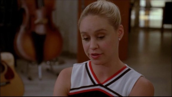 does sam come back to glee