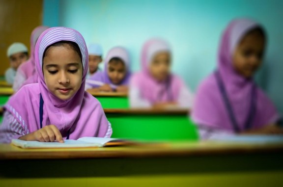 is it better to homeschool a child with dyslexia